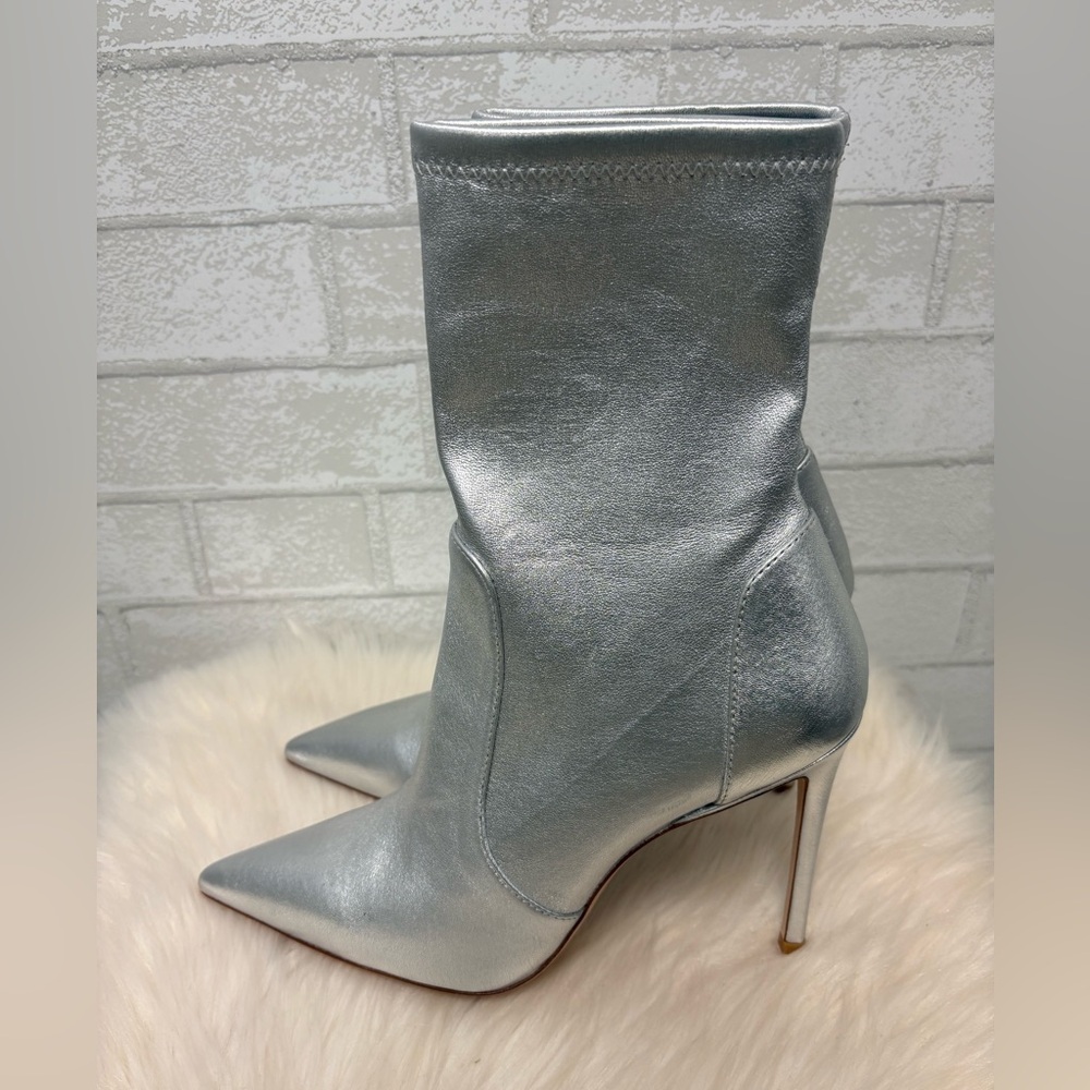 Stuart Weitzman 100 Silver Metallic Stretch Booties Size 9B